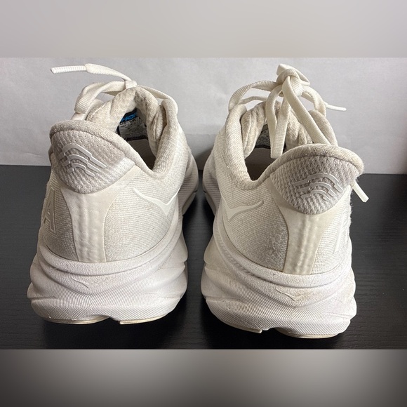 Hoka One One Clifton 9 White Women’s Running Shoes Lace-up Size 6B - Picture 9 of 13